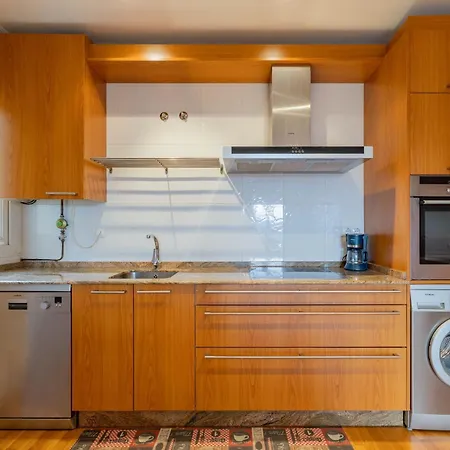 Celso Emilio Ferreiro Apartment